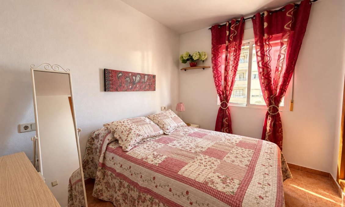 Wiederverkauf - Wohnung -
Torrevieja - Nueva Torrevieja