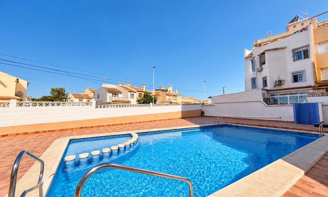 Wiederverkauf - Wohnung -
Torrevieja - Nueva Torrevieja