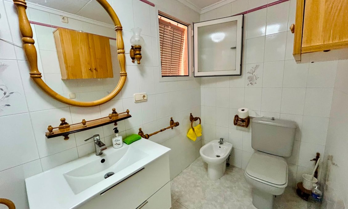 Resale - Apartment -
Torrevieja - Costa Blanca