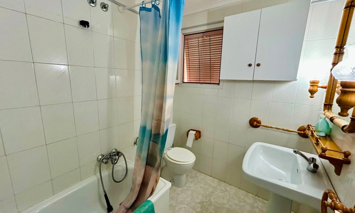 Resale - Apartment -
Torrevieja - Costa Blanca