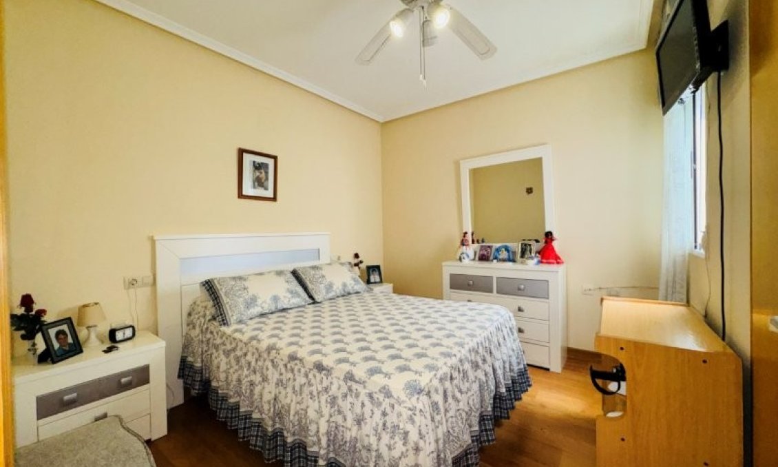 Revânzare - Apartament -
La Mata - Costa Blanca