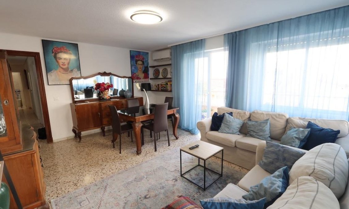 Resale - Apartment -
Torrevieja - Costa Blanca