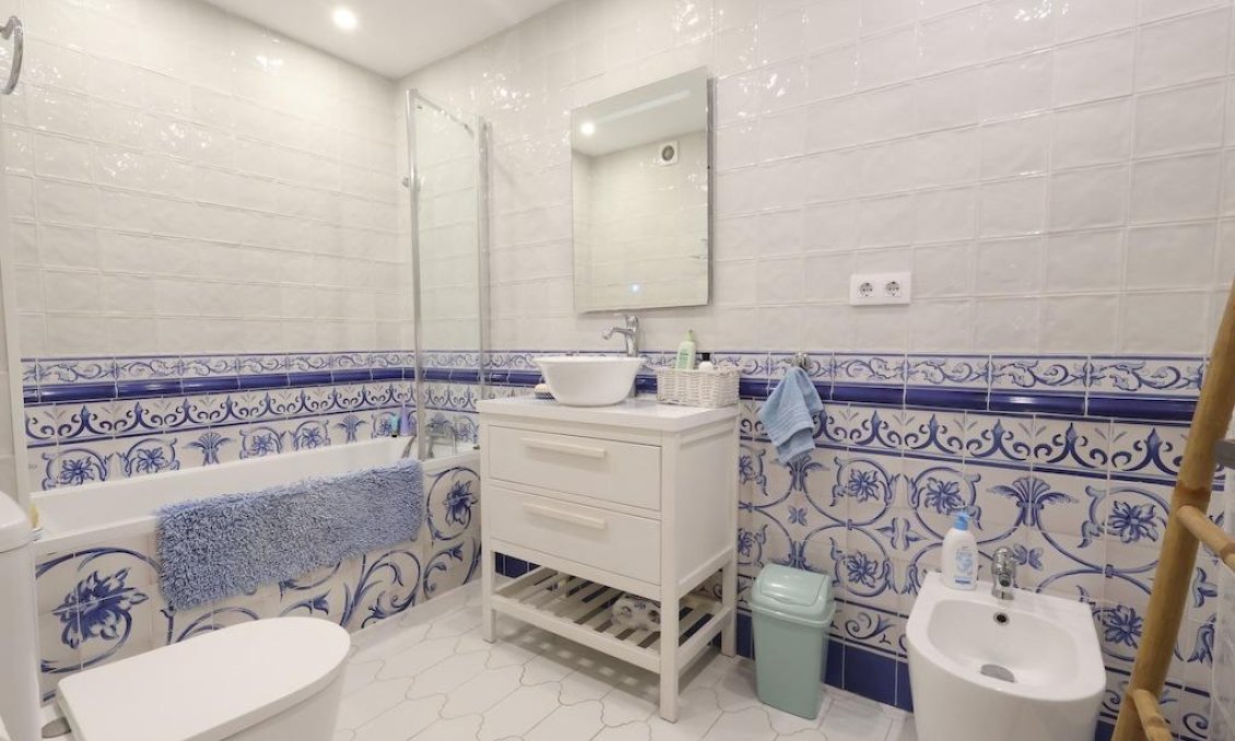 Resale - Apartment -
Torrevieja - Costa Blanca