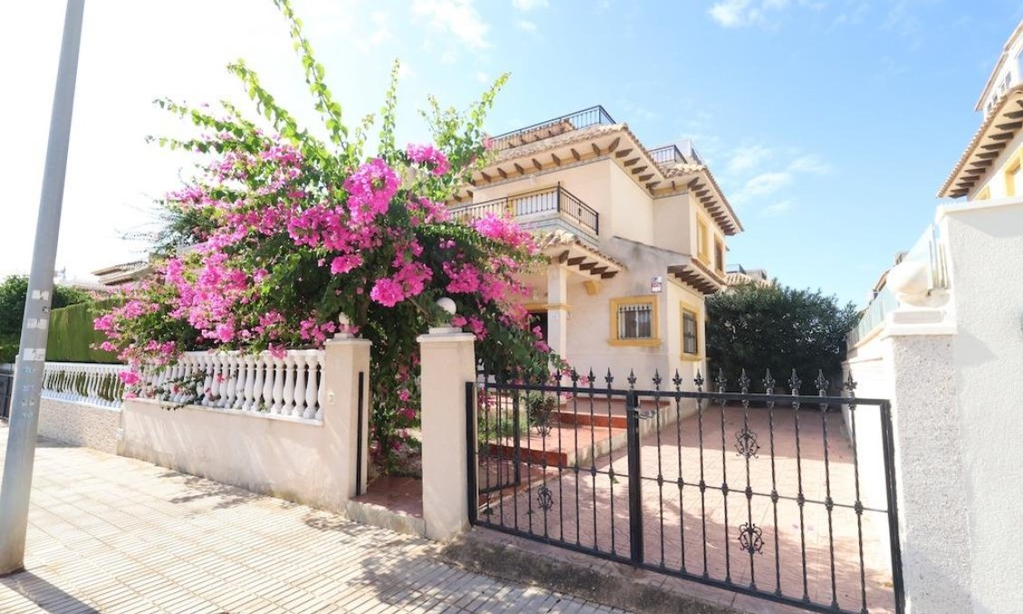 Segunda mano - Adosado -
Orihuela Costa - Costa Blanca