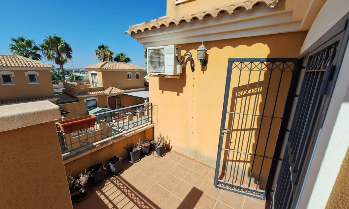 Segunda mano - Duplex -
Torrevieja - Aguas Nuevas