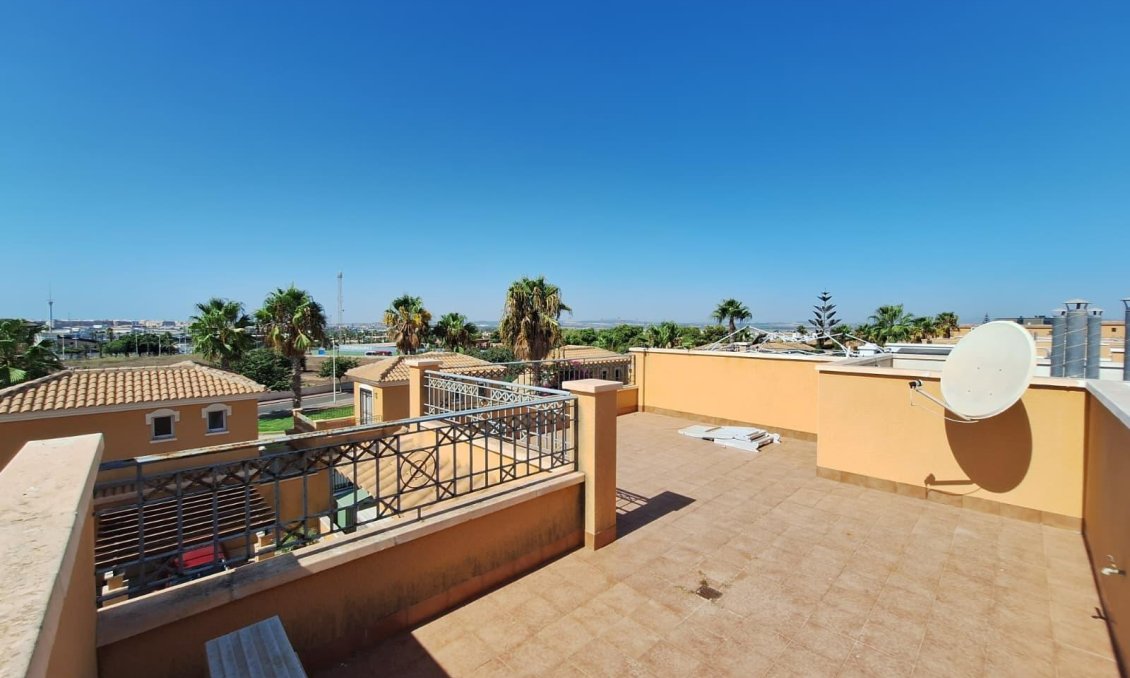 Segunda mano - Duplex -
Torrevieja - Aguas Nuevas