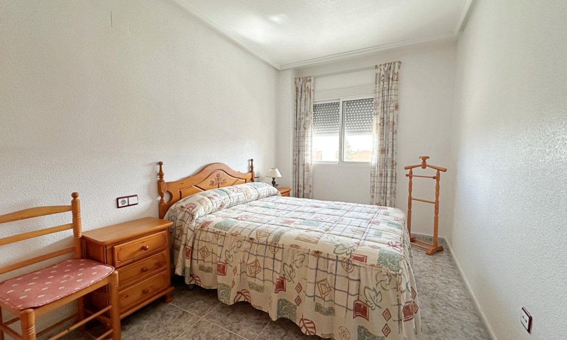 Segunda mano - Apartamento -
Torrevieja - Playa del Cura