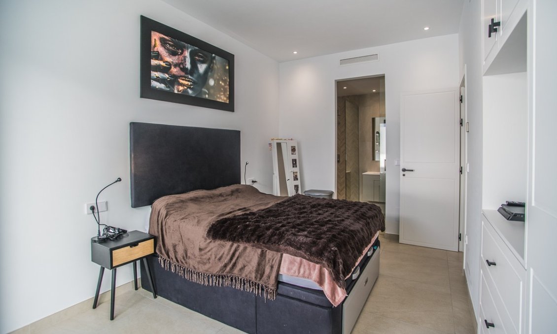 Revente - Villa -
Rojales - Inland