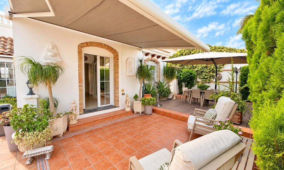 Wiederverkauf - Villa -
Orihuela Costa - Costa Blanca