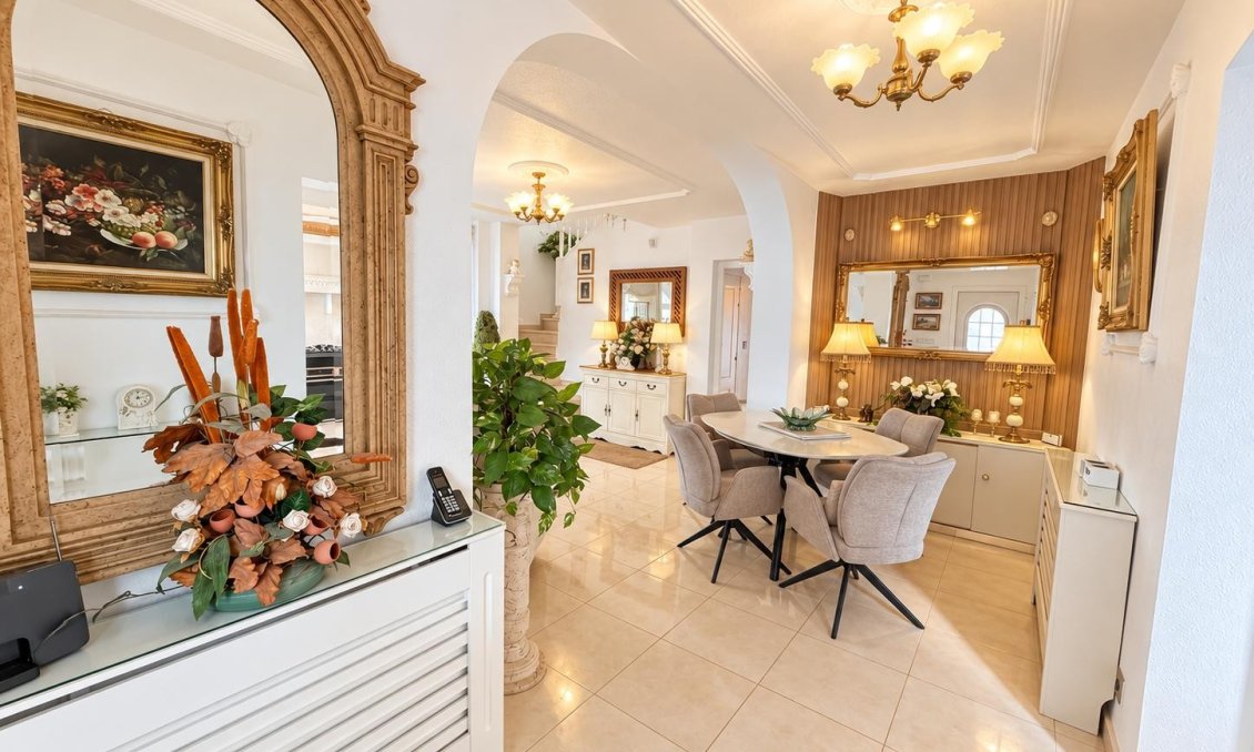 Wiederverkauf - Villa -
Orihuela Costa - Costa Blanca