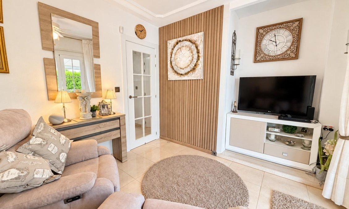 Wiederverkauf - Villa -
Orihuela Costa - Costa Blanca