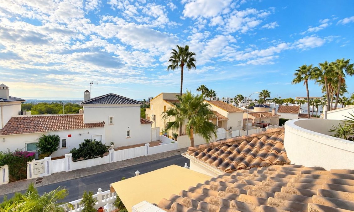 Wiederverkauf - Villa -
Orihuela Costa - Costa Blanca
