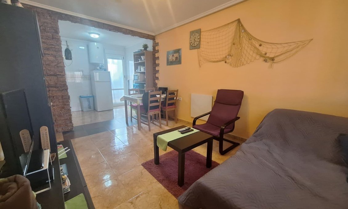 Wiederverkauf - Bungalow -
Torrevieja - El Limonar