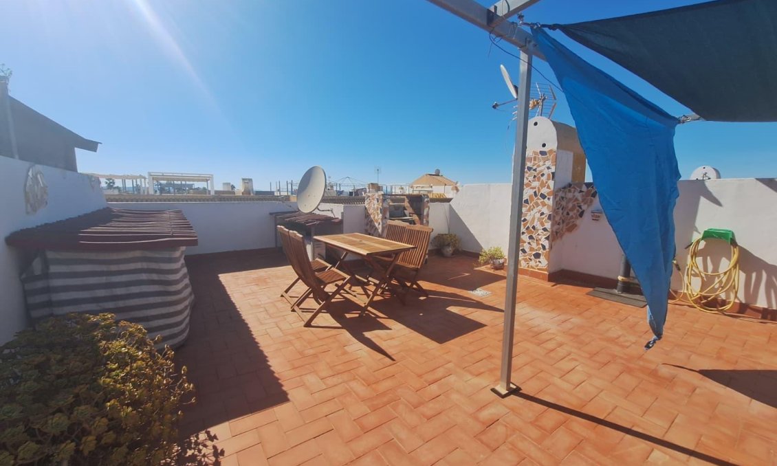 Wiederverkauf - Bungalow -
Torrevieja - El Limonar