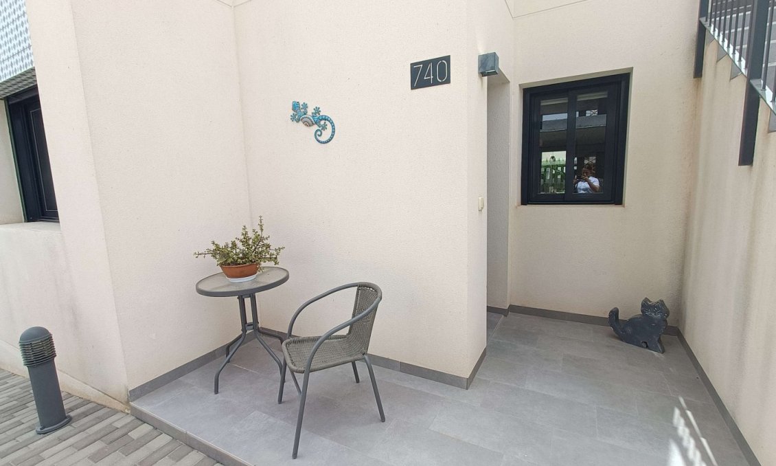 Segunda mano - Apartamento -
San Miguel de Salinas - Inland