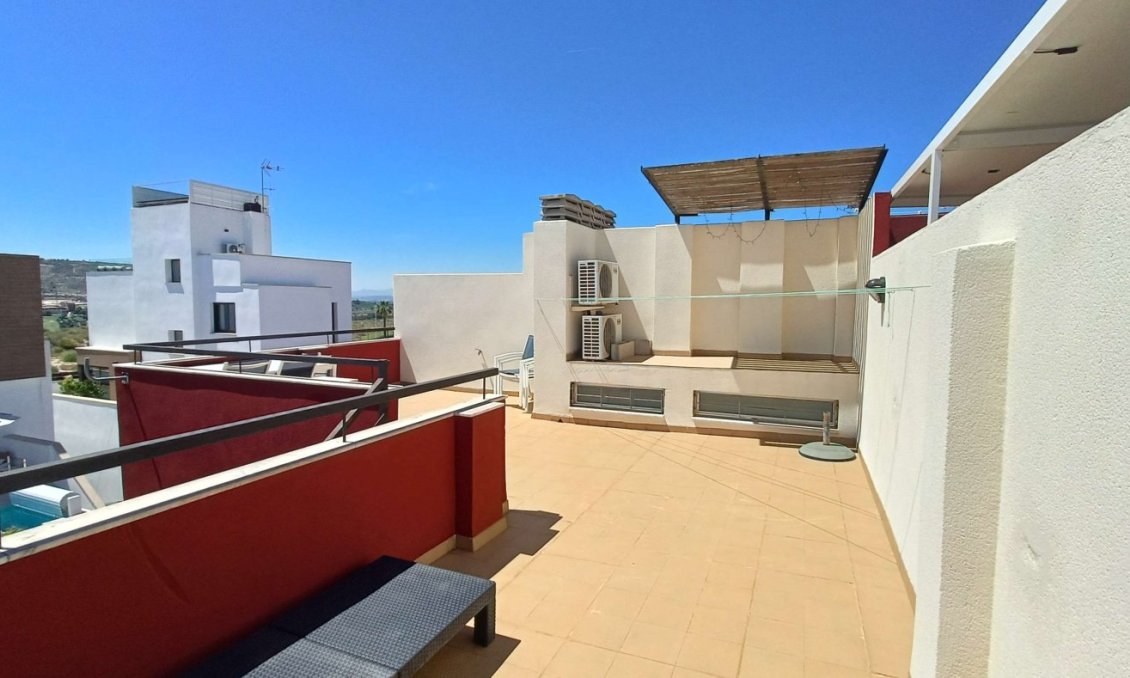 Segunda mano - Adosado -
Algorfa - Inland