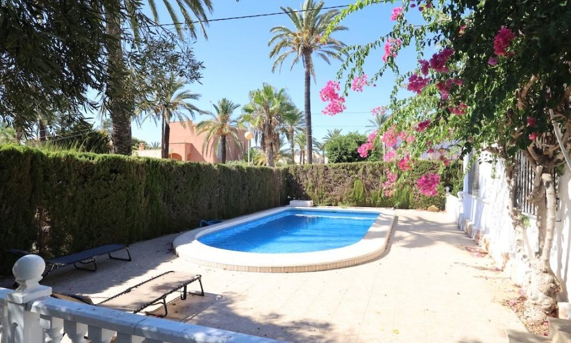 Wiederverkauf - Villa -
Orihuela Costa - Costa Blanca