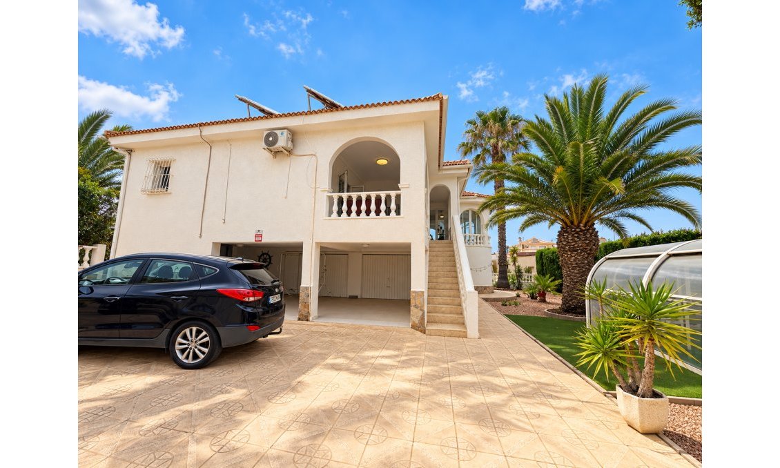 Segunda mano - Villa -
Ciudad Quesada - Costa Blanca
