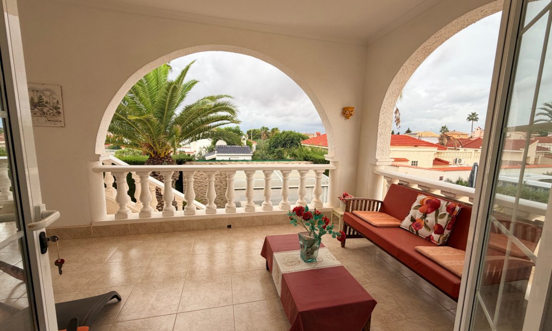 Segunda mano - Villa -
Ciudad Quesada - Costa Blanca