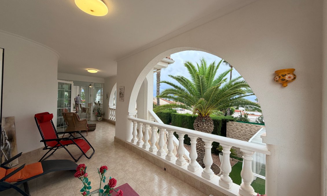 Segunda mano - Villa -
Ciudad Quesada - Costa Blanca