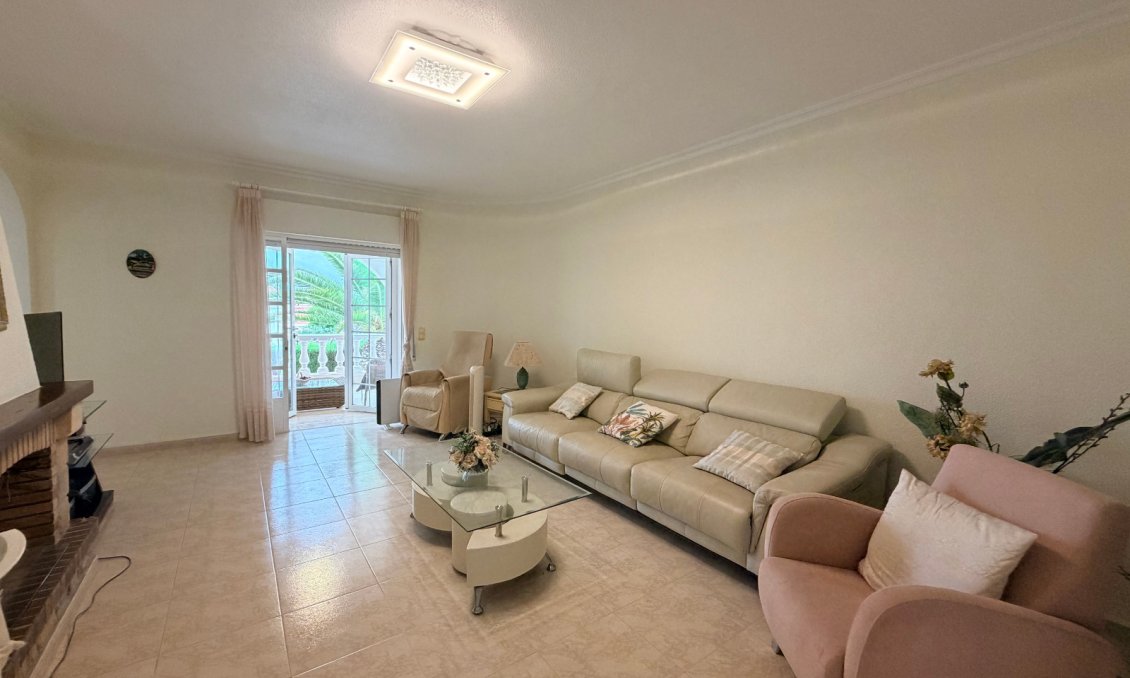 Segunda mano - Villa -
Ciudad Quesada - Costa Blanca