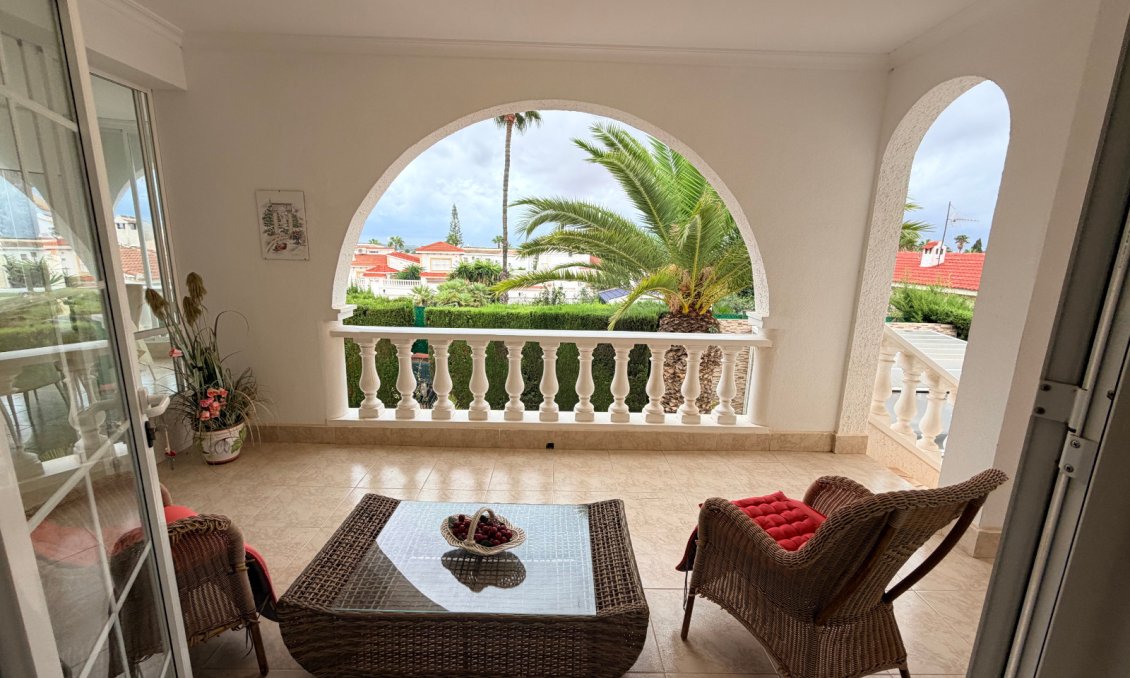 Segunda mano - Villa -
Ciudad Quesada - Costa Blanca