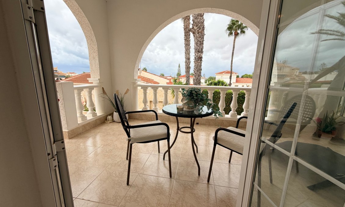 Segunda mano - Villa -
Ciudad Quesada - Costa Blanca