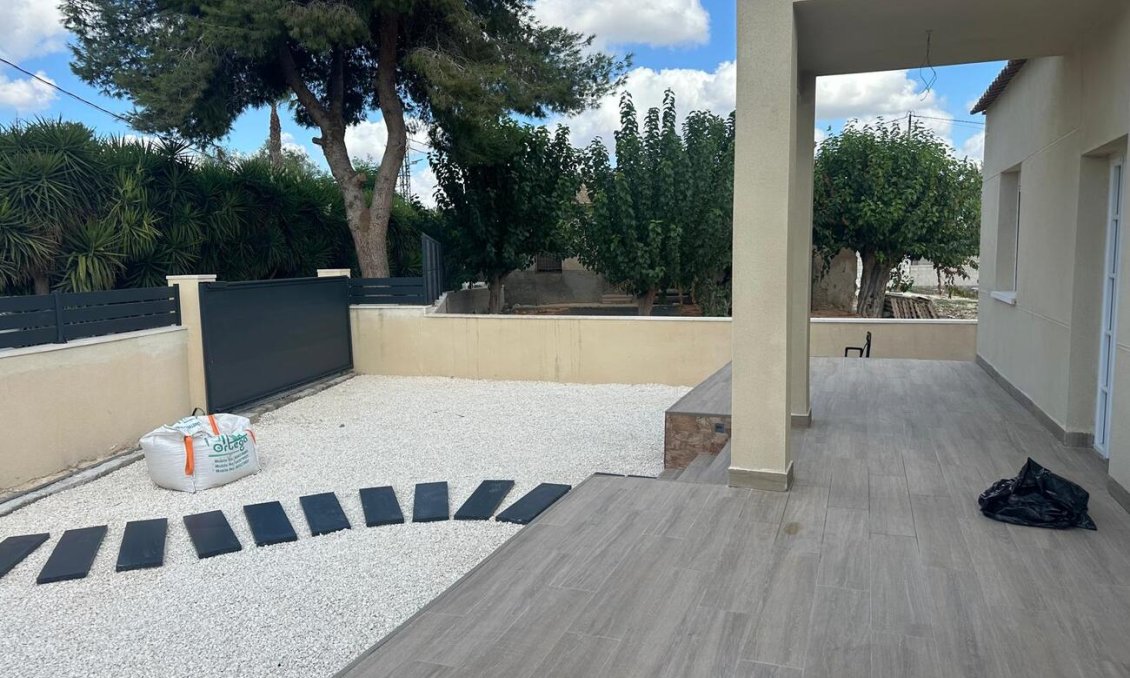 Segunda mano - Villa -
Catral - Costa Blanca