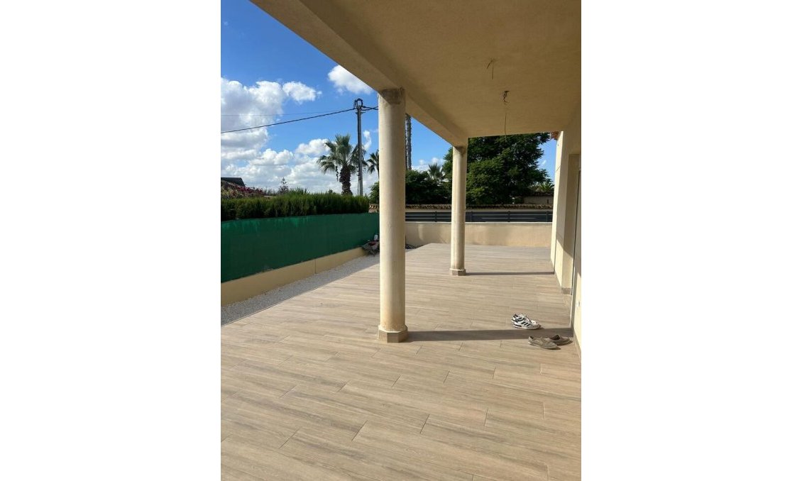 Segunda mano - Villa -
Catral - Costa Blanca