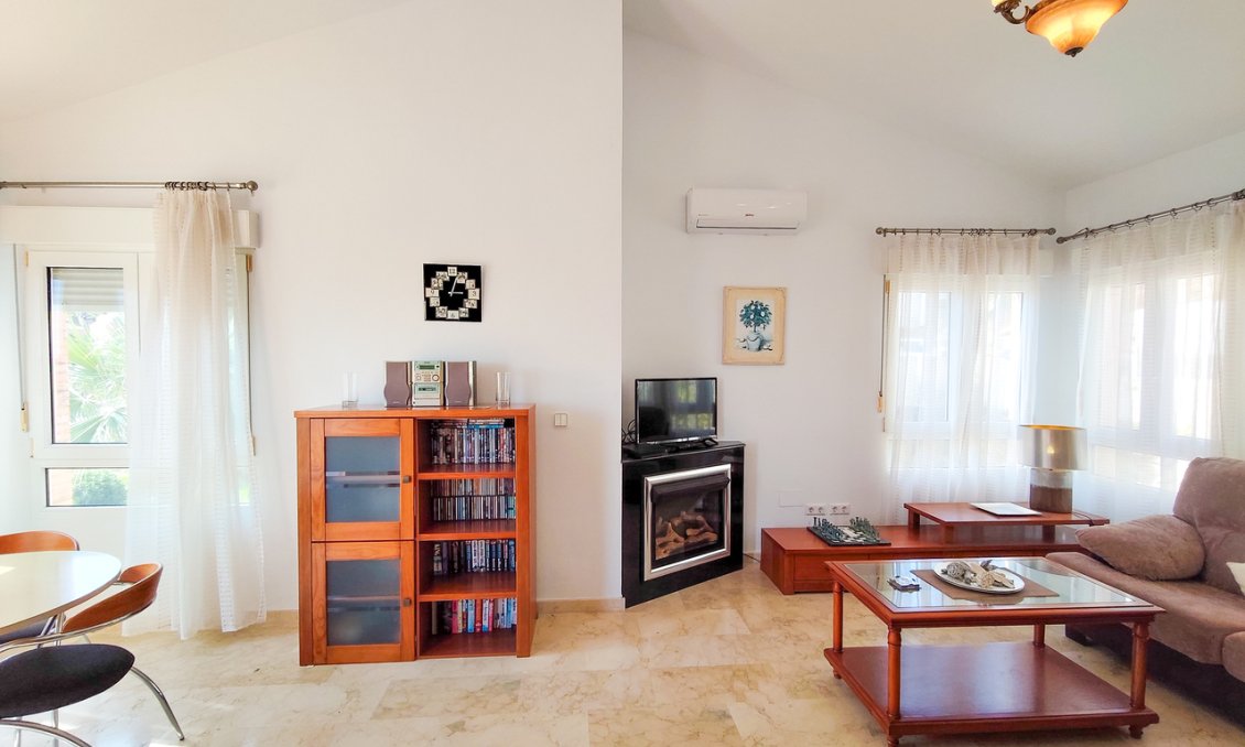 Segunda mano - Villa -
Villamartin - Costa Blanca