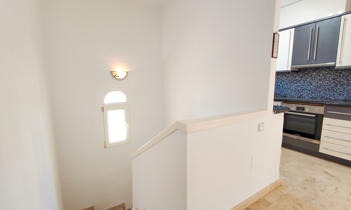 Segunda mano - Villa -
Villamartin - Costa Blanca