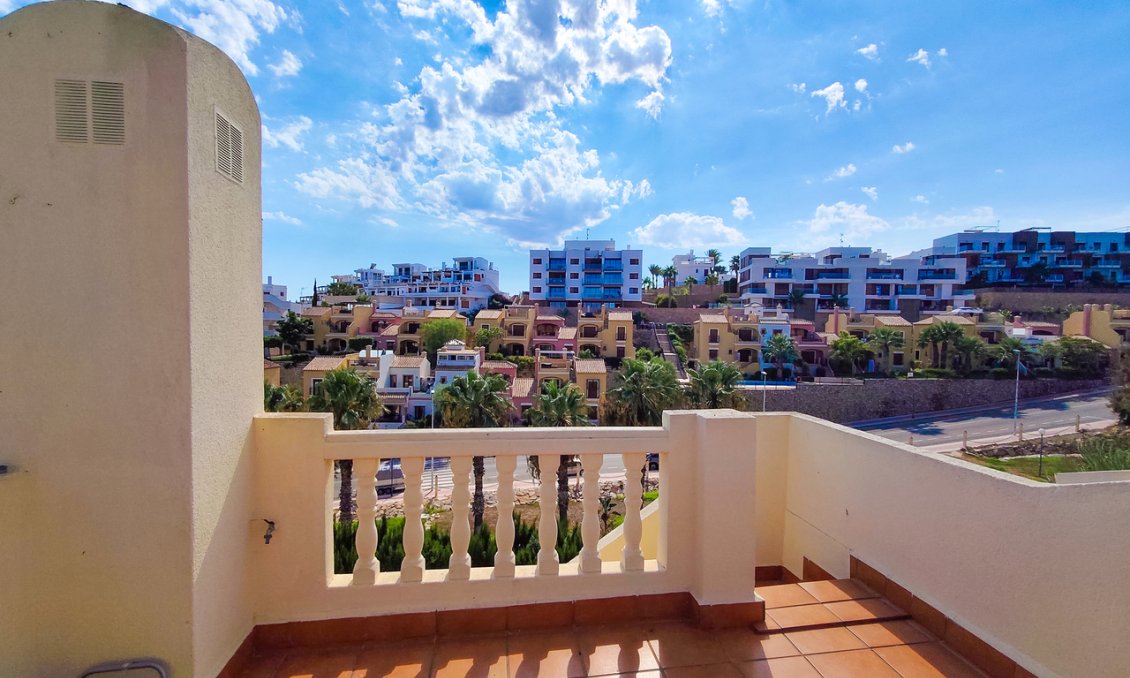 Segunda mano - Villa -
Villamartin - Costa Blanca