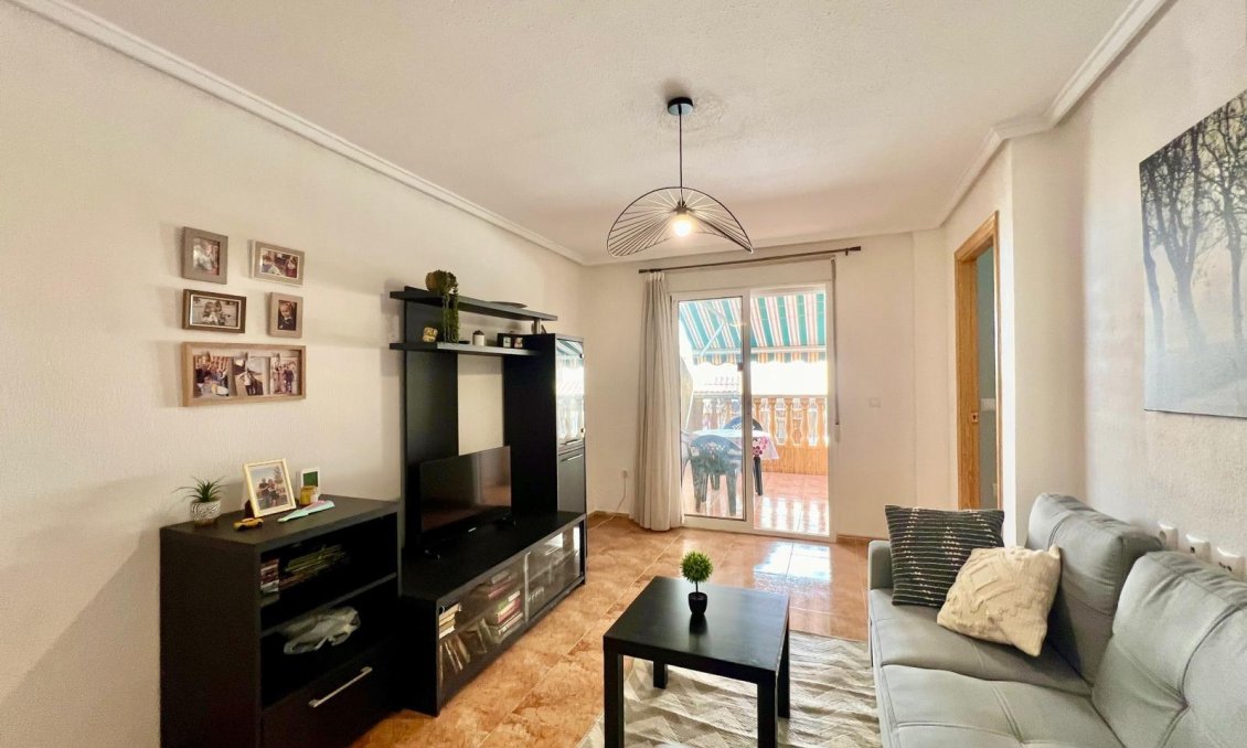 Segunda mano - Apartamento -
Torrevieja - PARQUE DE LAS NACIONES
