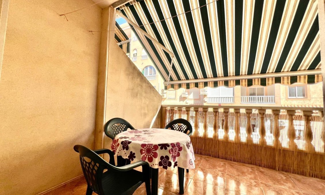 Segunda mano - Apartamento -
Torrevieja - PARQUE DE LAS NACIONES