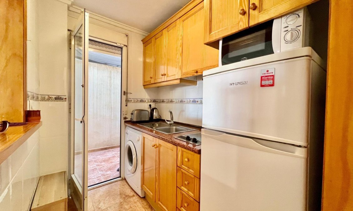 Segunda mano - Apartamento -
Torrevieja - PARQUE DE LAS NACIONES