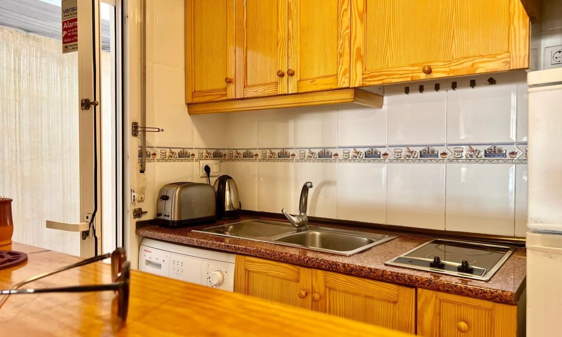 Segunda mano - Apartamento -
Torrevieja - PARQUE DE LAS NACIONES