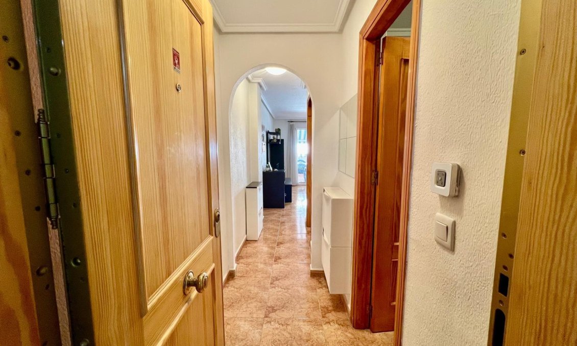 Segunda mano - Apartamento -
Torrevieja - PARQUE DE LAS NACIONES