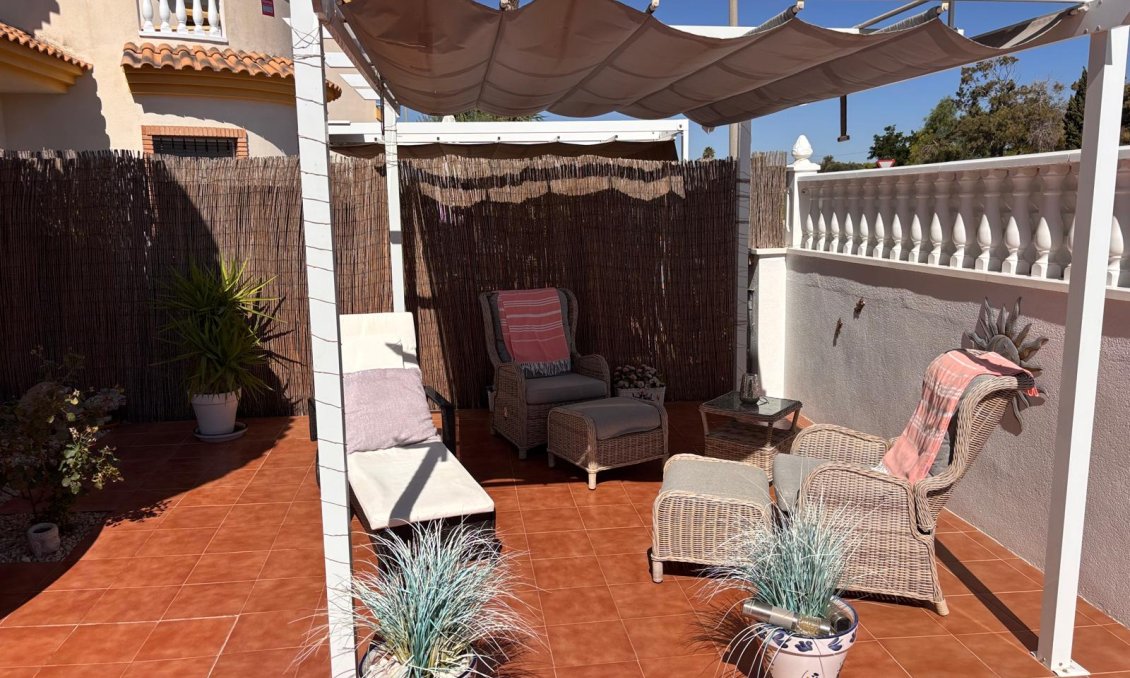 Wiederverkauf - Villa -
Guardamar del Segura - Costa Blanca