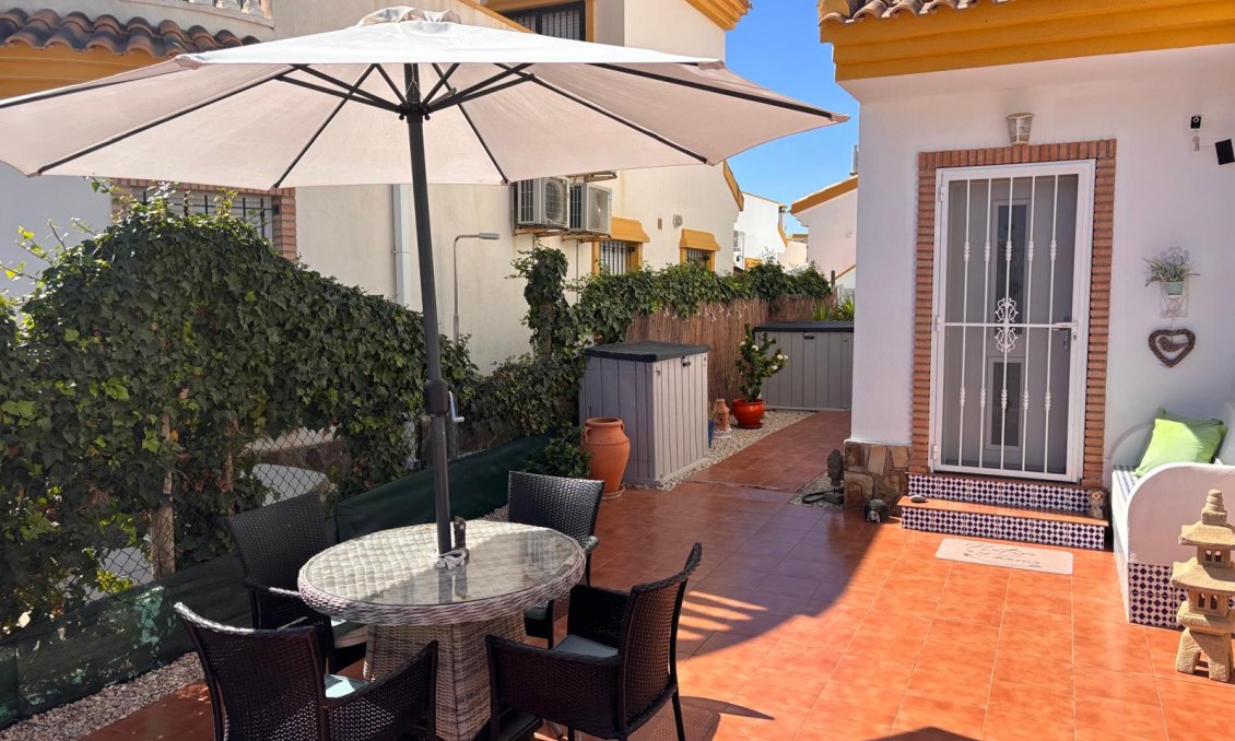 Wiederverkauf - Villa -
Guardamar del Segura - Costa Blanca