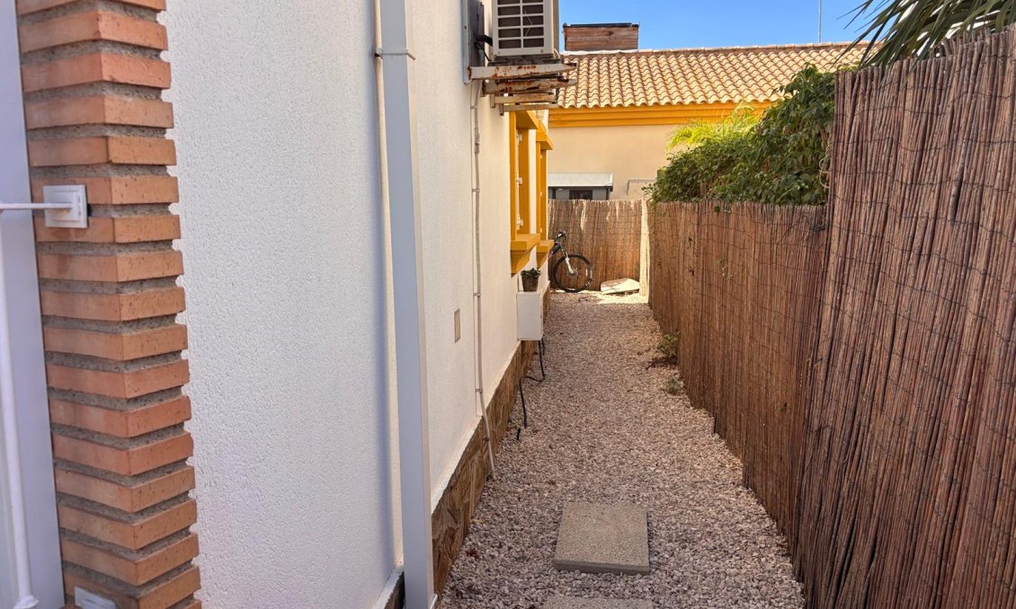 Wiederverkauf - Villa -
Guardamar del Segura - Costa Blanca