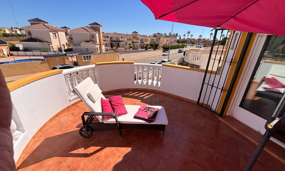 Wiederverkauf - Villa -
Guardamar del Segura - Costa Blanca