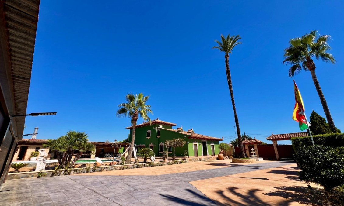 Segunda mano - Villa -
Almoradí - Comunidad Valenciana