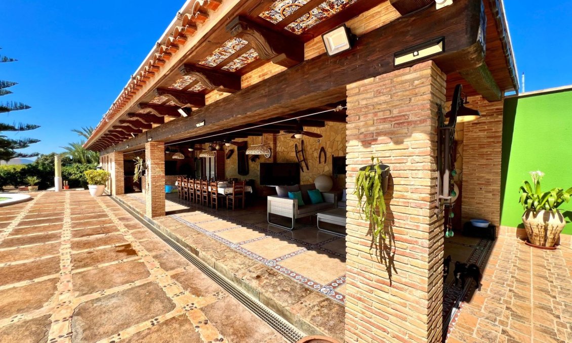 Segunda mano - Villa -
Almoradí - Comunidad Valenciana