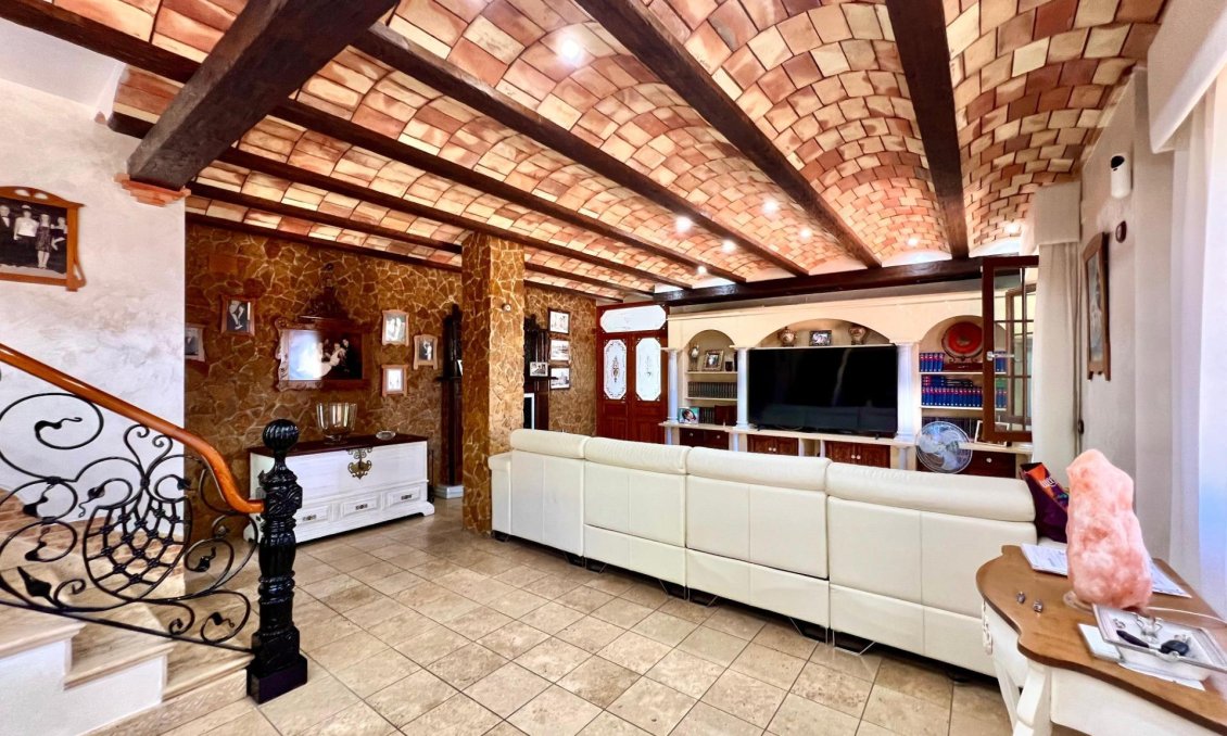 Segunda mano - Villa -
Almoradí - Comunidad Valenciana