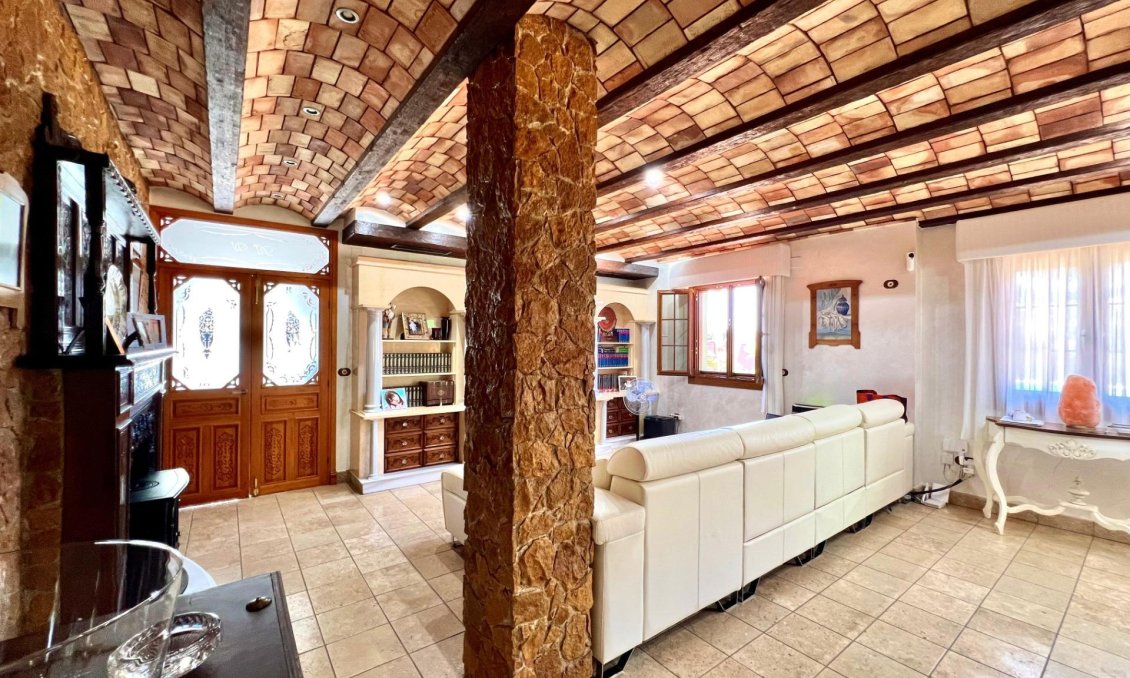 Segunda mano - Villa -
Almoradí - Comunidad Valenciana