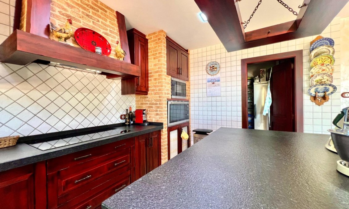 Segunda mano - Villa -
Almoradí - Comunidad Valenciana