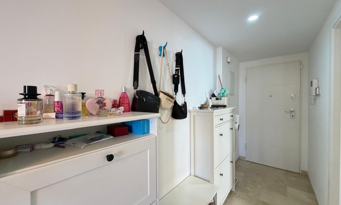Segunda mano - Apartamento -
Torrevieja - Punta Prima