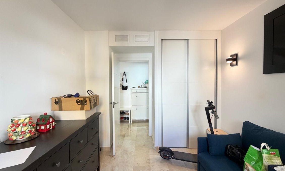 Segunda mano - Apartamento -
Torrevieja - Punta Prima