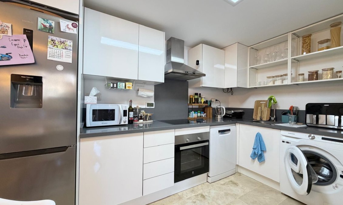 Segunda mano - Apartamento -
Torrevieja - Punta Prima