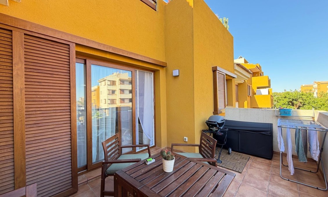 Segunda mano - Apartamento -
Torrevieja - Punta Prima